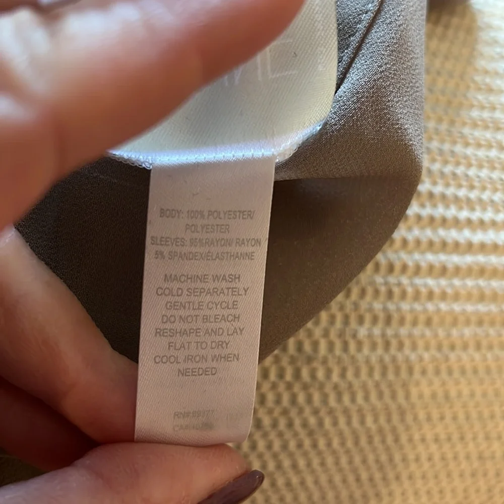 NWOT Marla Wynne Layers cover in Beige. 2x - Picture 10 of 10
